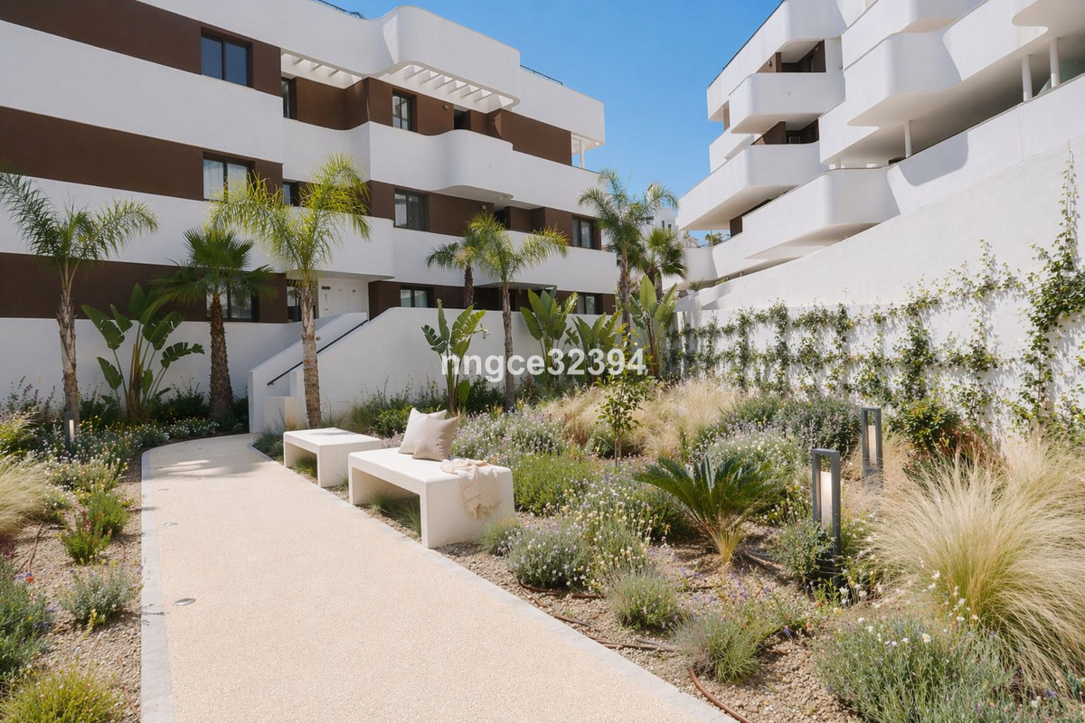 3 Bed Apartment for sale in Estepona Costa Del Sol, Málaga, Spain