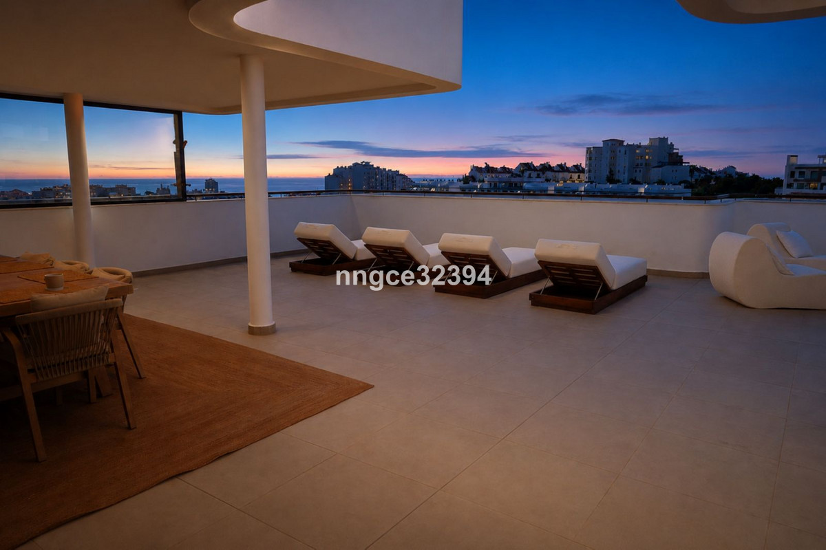 3 Bed Apartment for sale in Estepona Costa Del Sol, Málaga, Spain