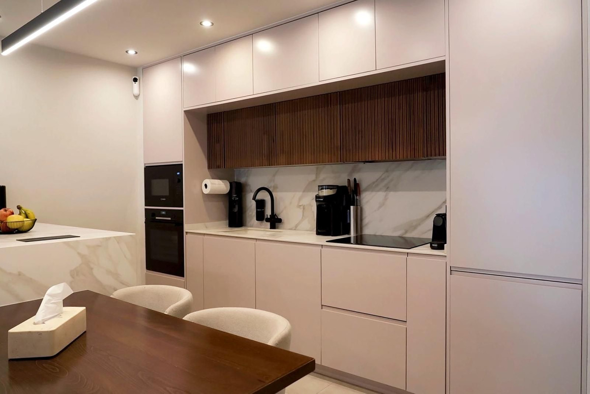 3 Bed Apartment for sale in Nueva Andalucía Costa Del Sol, Málaga, Spain