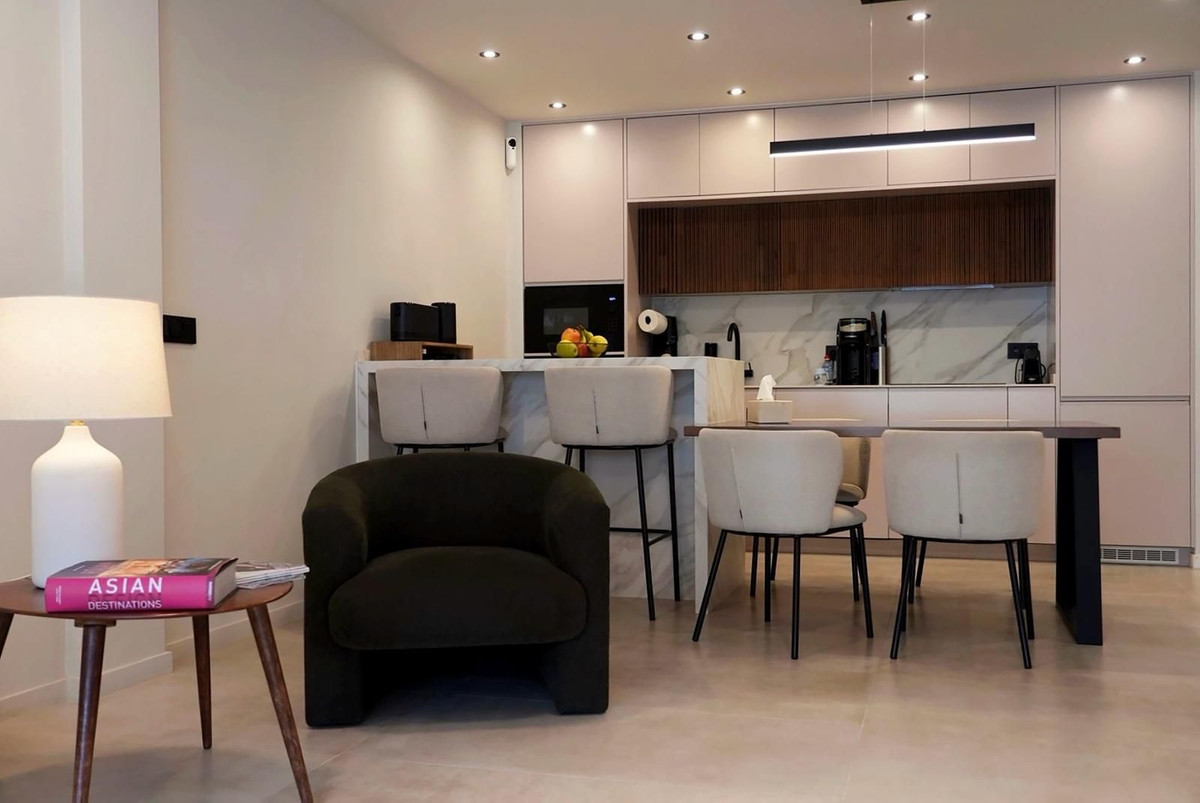 3 Bed Apartment for sale in Nueva Andalucía Costa Del Sol, Málaga, Spain