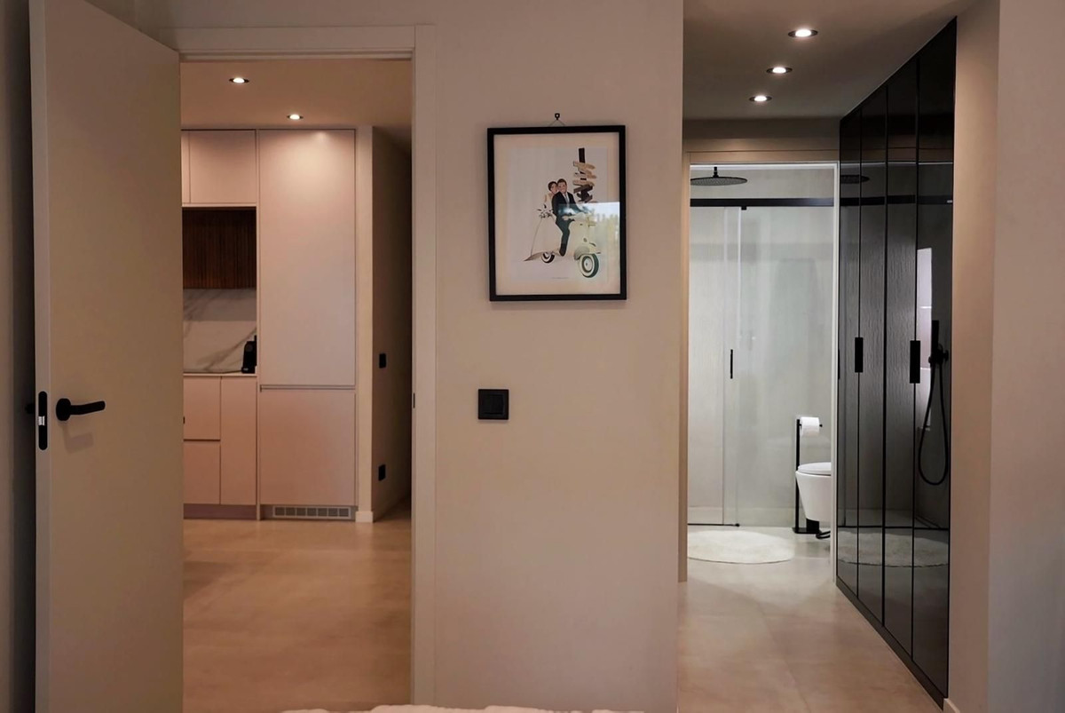3 Bed Apartment for sale in Nueva Andalucía Costa Del Sol, Málaga, Spain