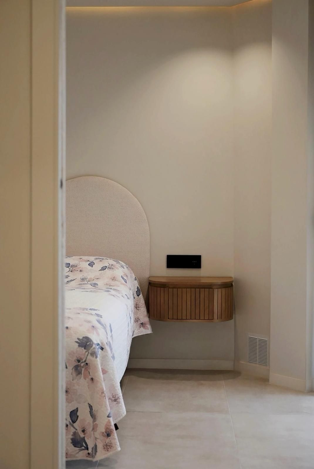 3 Bed Apartment for sale in Nueva Andalucía Costa Del Sol, Málaga, Spain