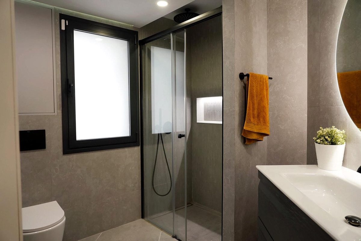 3 Bed Apartment for sale in Nueva Andalucía Costa Del Sol, Málaga, Spain