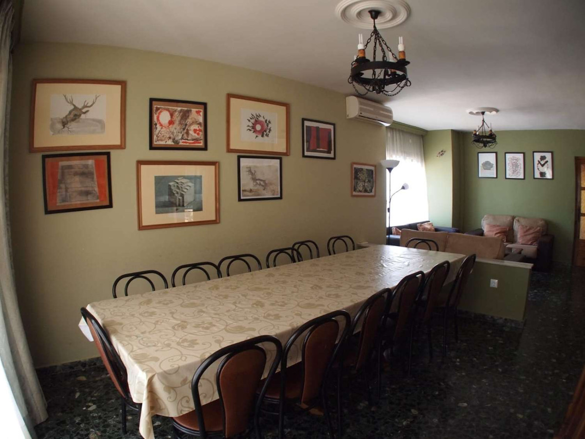 7 Bed Townhouse for sale in Alhaurín De La Torre Costa Del Sol, Málaga, Spain