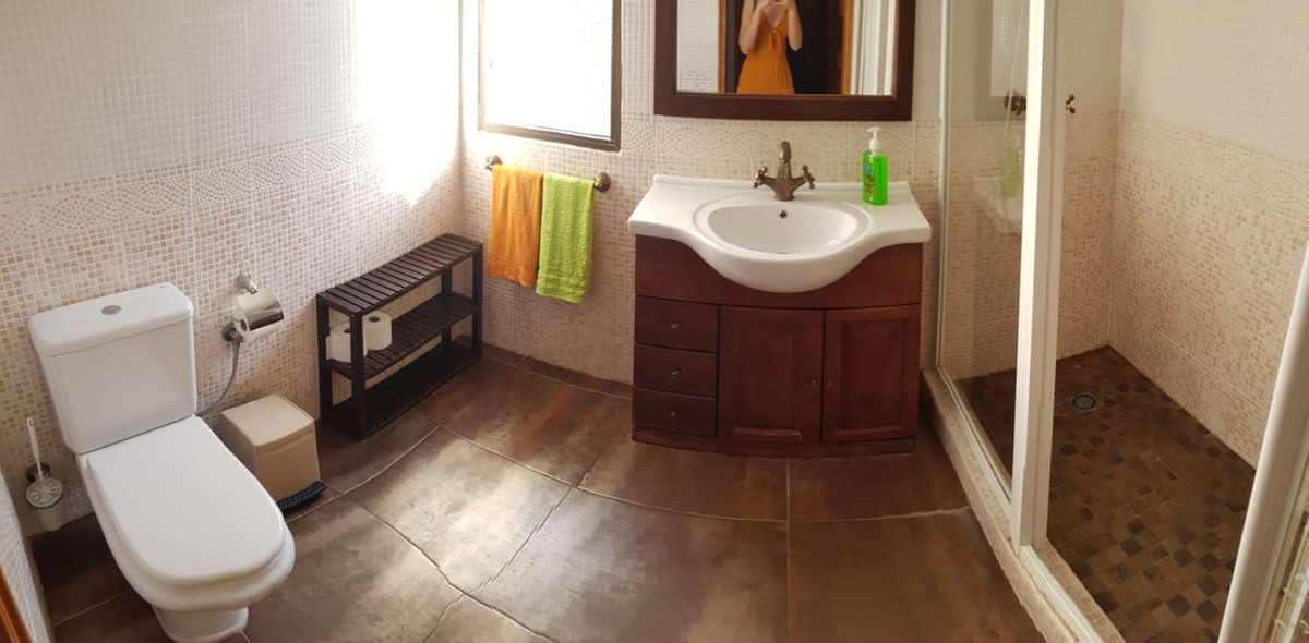 7 Bed Townhouse for sale in Alhaurín De La Torre Costa Del Sol, Málaga, Spain