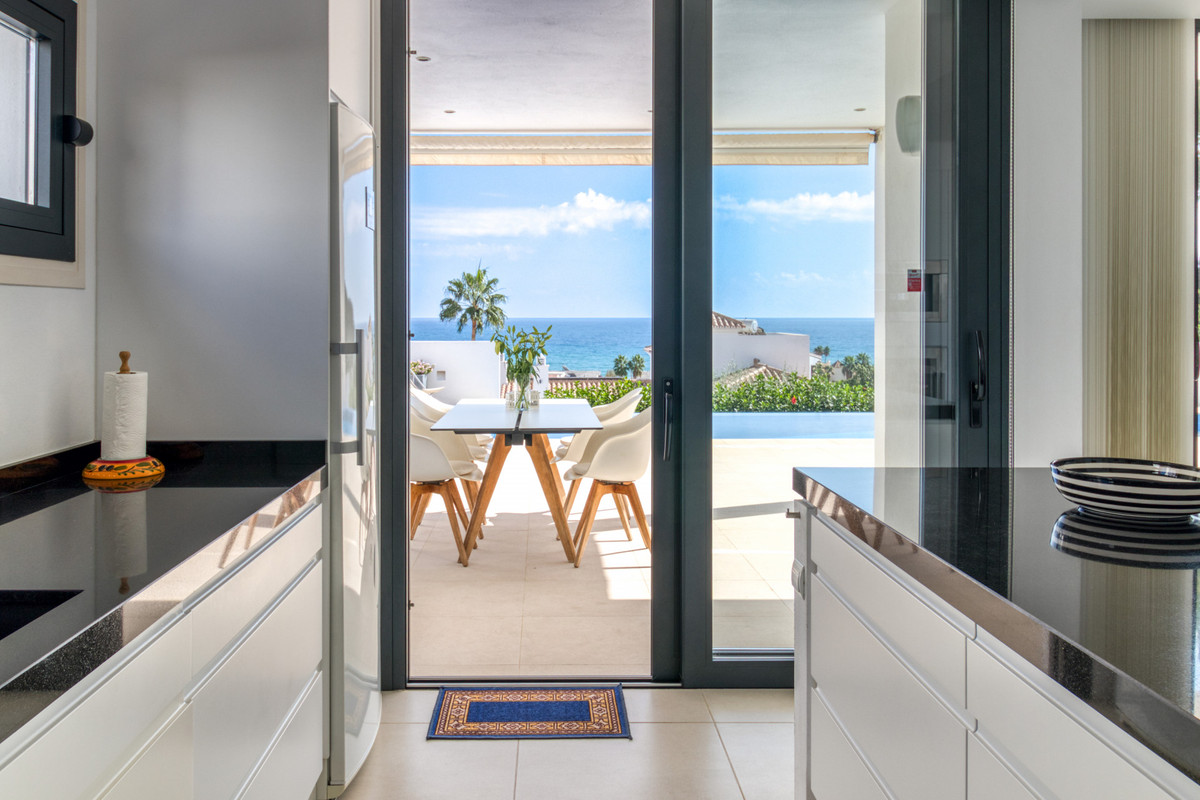 4 Bed Townhouse for sale in La Cala De Mijas Costa Del Sol, Málaga, Spain