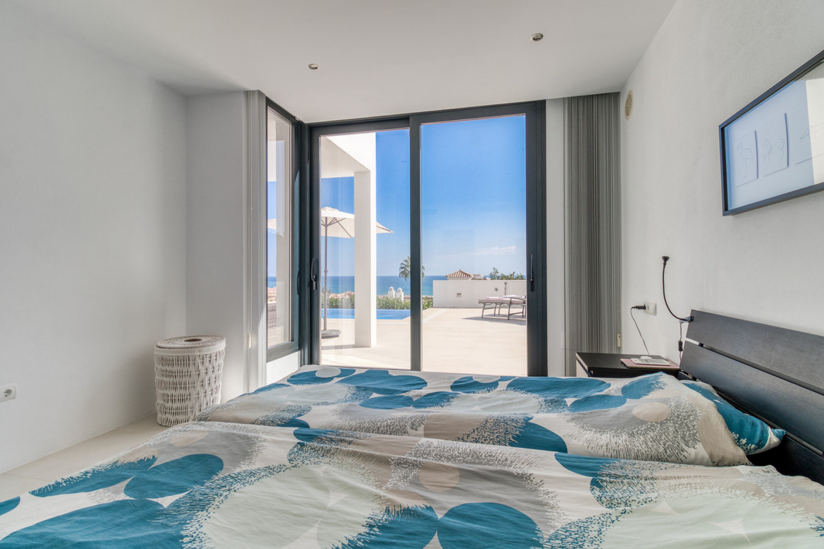 4 Bed Townhouse for sale in La Cala De Mijas Costa Del Sol, Málaga, Spain
