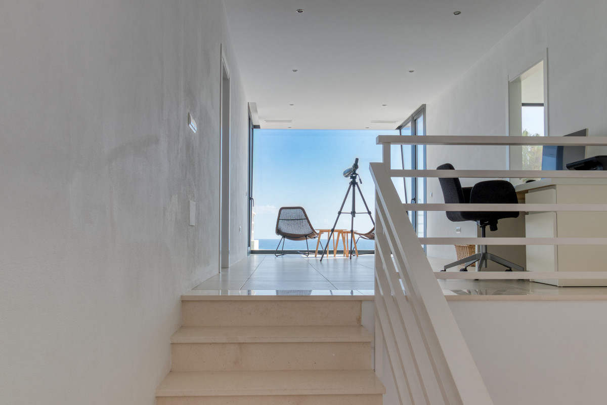 4 Bed Townhouse for sale in La Cala De Mijas Costa Del Sol, Málaga, Spain