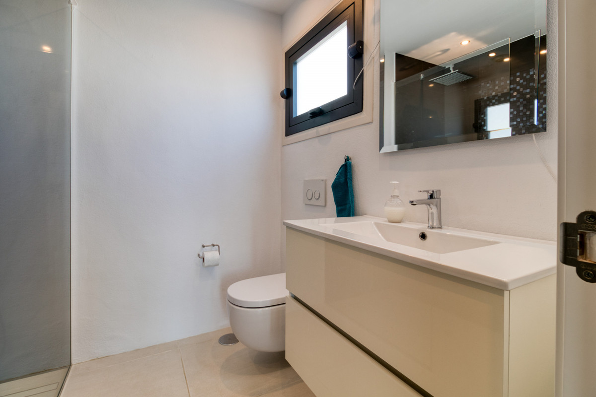 4 Bed Townhouse for sale in La Cala De Mijas Costa Del Sol, Málaga, Spain