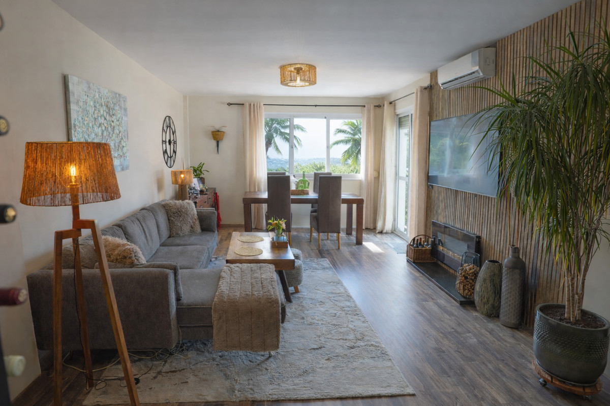 2 Bed Apartment for sale in Mijas Costa Costa Del Sol, Málaga, Spain