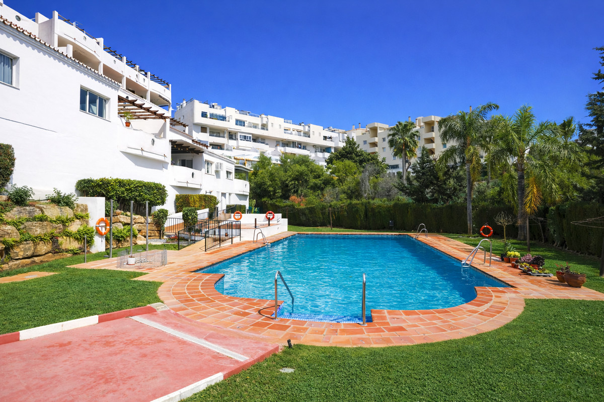 2 Bed Apartment for sale in Mijas Costa Costa Del Sol, Málaga, Spain