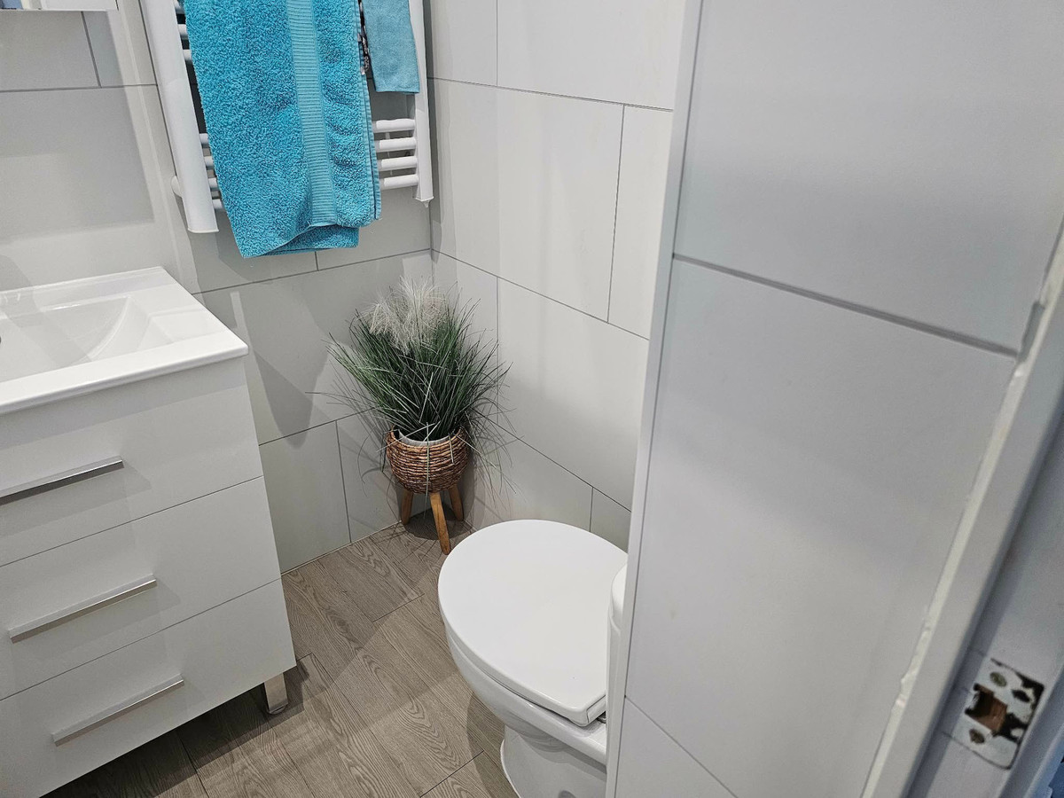 Se vende Villa - Chalet de 4 dormitorios en Costa Blanca, Alicante, España