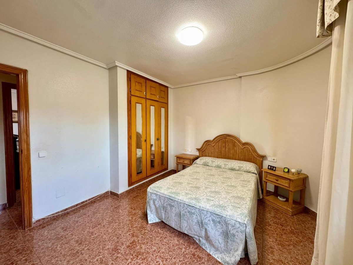 Se vende Villa - Chalet de 3 dormitorios en Costa Blanca, Alicante, España