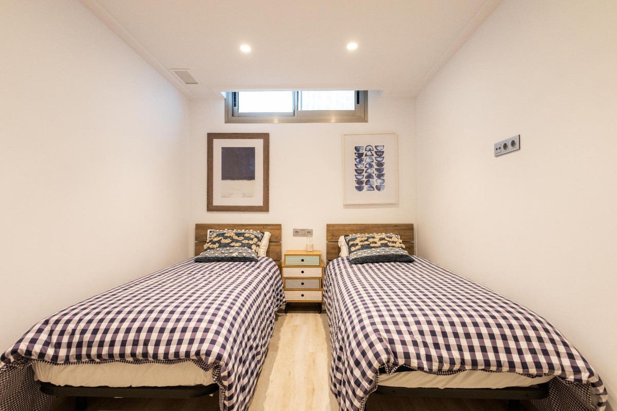 4 Bed Townhouse for sale in Orihuela Costa Costa Blanca, Alicante, Spain