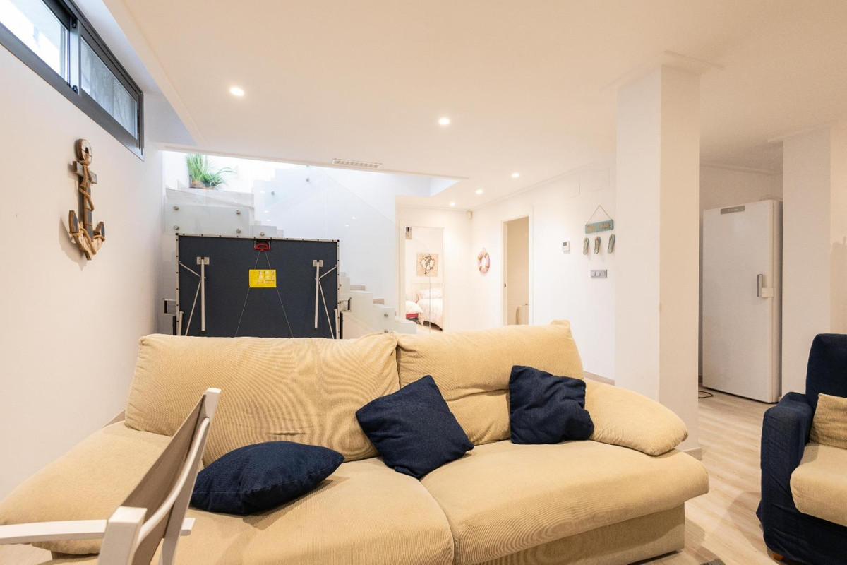 4 Bed Townhouse for sale in Orihuela Costa Costa Blanca, Alicante, Spain