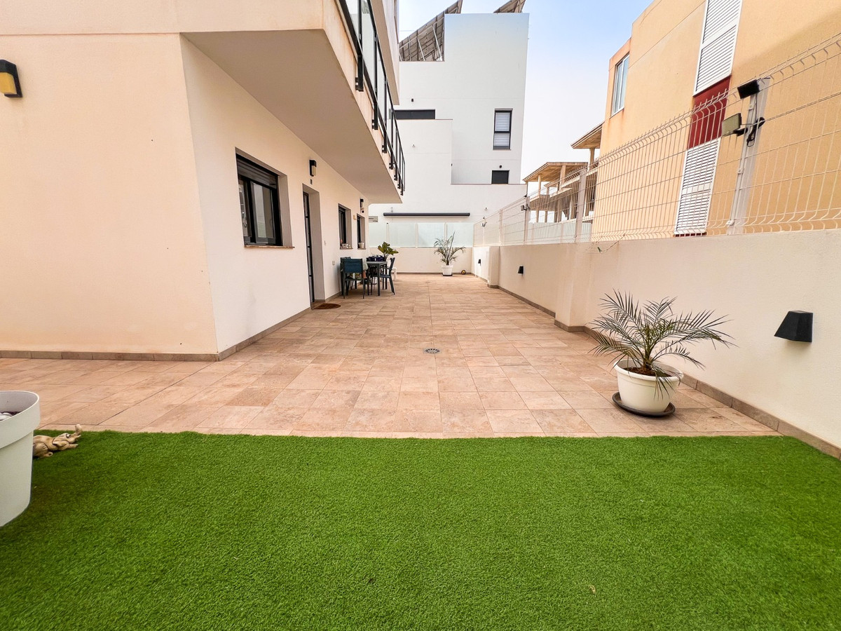 Se vende Apartamento Planta Baja de 3 dormitorios en Costa Blanca, Alicante, España