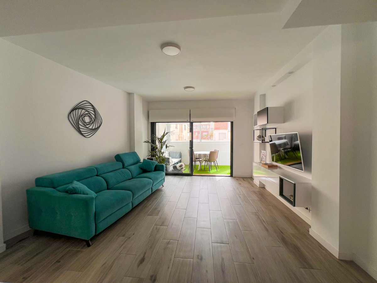 Se vende Apartamento Planta Baja de 3 dormitorios en Costa Blanca, Alicante, España