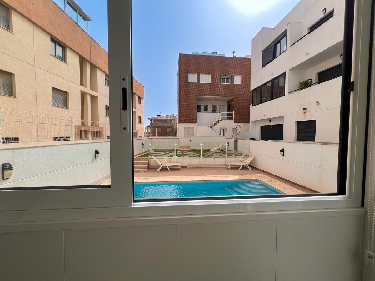 Se vende Apartamento Planta Baja de 3 dormitorios en Costa Blanca, Alicante, España