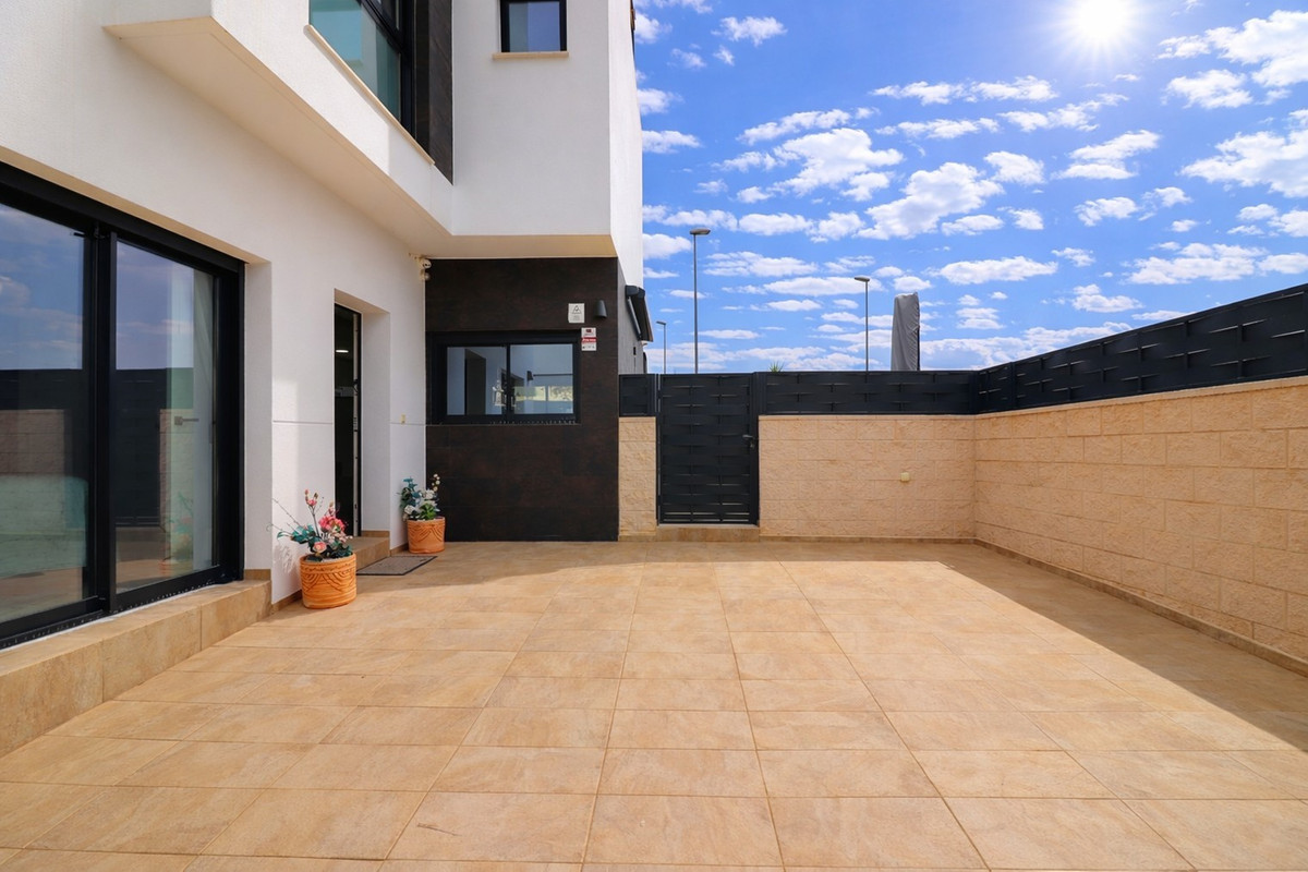 3 Bed Townhouse for sale in Benijofar Costa Blanca, Alicante, Spain