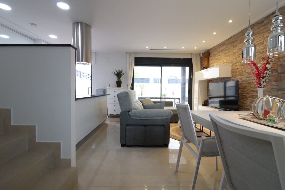 3 Bed Townhouse for sale in Benijofar Costa Blanca, Alicante, Spain