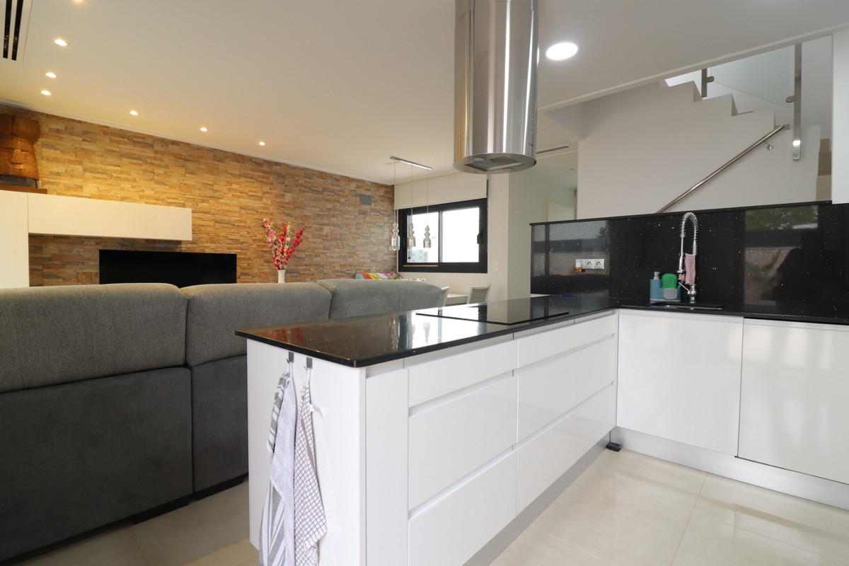 3 Bed Townhouse for sale in Benijofar Costa Blanca, Alicante, Spain