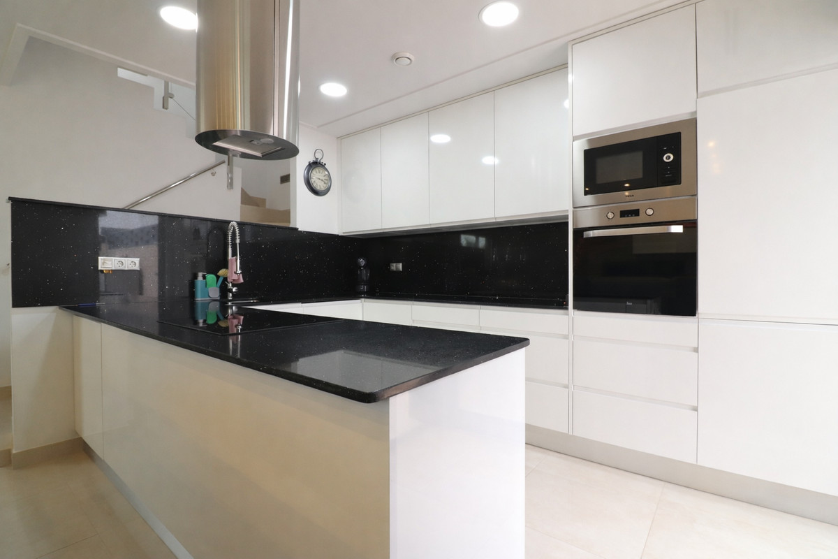 3 Bed Townhouse for sale in Benijofar Costa Blanca, Alicante, Spain