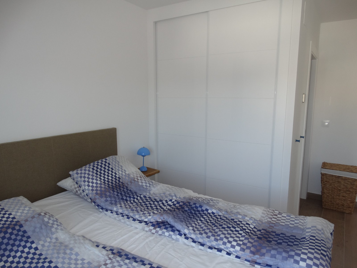 Se vende Apartamento en Planta Última de 3 dormitorios en Costa Blanca, Alicante, España
