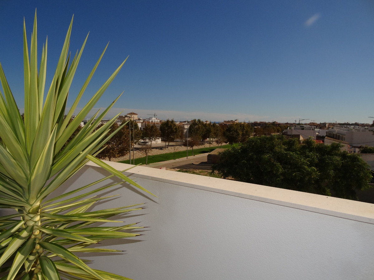 Se vende Apartamento en Planta Última de 3 dormitorios en Costa Blanca, Alicante, España