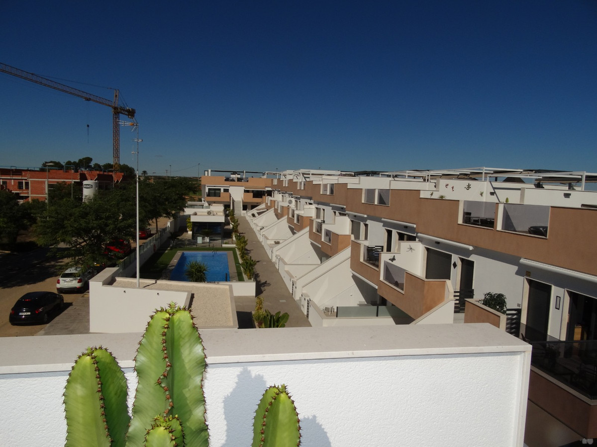 Se vende Apartamento en Planta Última de 3 dormitorios en Costa Blanca, Alicante, España