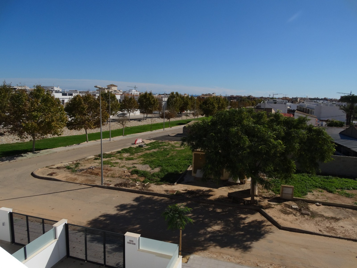 Se vende Apartamento en Planta Última de 3 dormitorios en Costa Blanca, Alicante, España