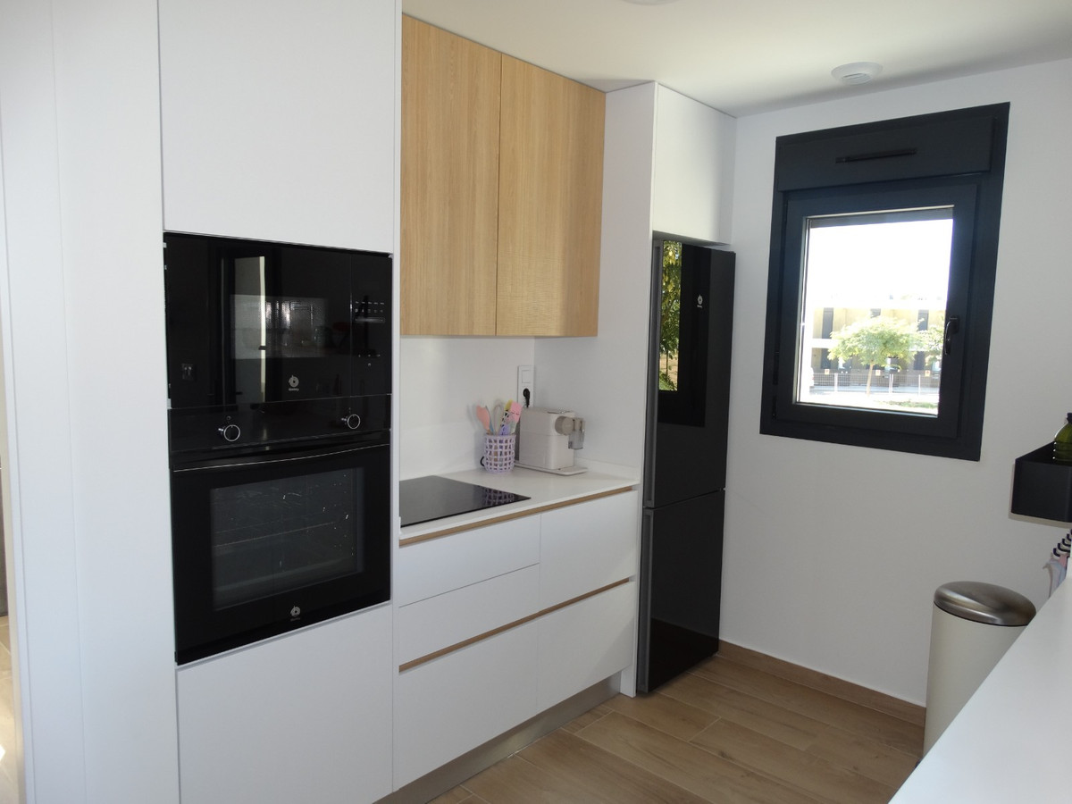 Se vende Apartamento en Planta Última de 3 dormitorios en Costa Blanca, Alicante, España