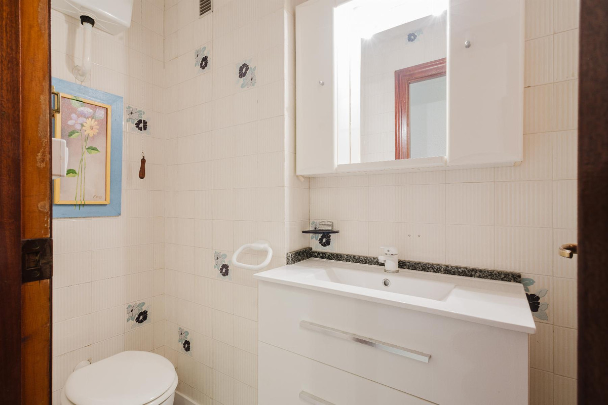 Se vende Apartamento Planta Media de 3 dormitorios en Costa Blanca, Alicante, España