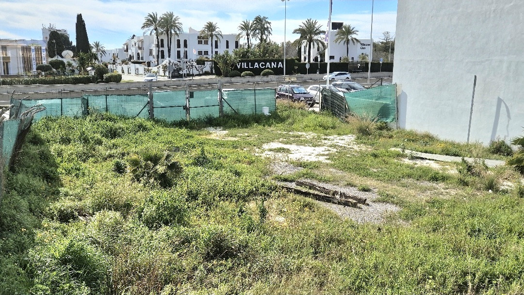 Plots for sale in Cancelada Costa Del Sol, Málaga, Spain