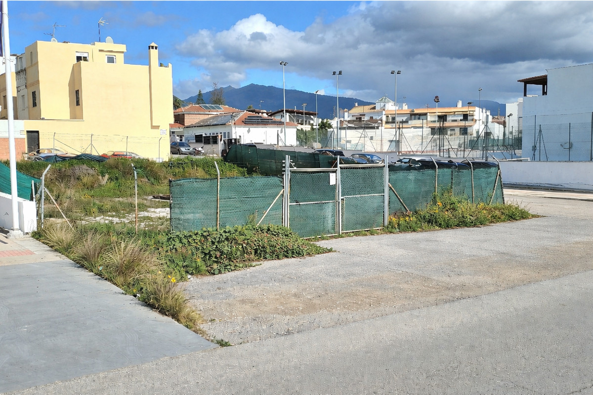 Plots for sale in Cancelada Costa Del Sol, Málaga, Spain