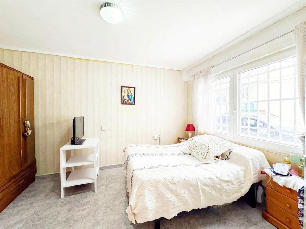 Se vende Apartamento Planta Baja de 3 dormitorios en Costa Blanca, Alicante, España