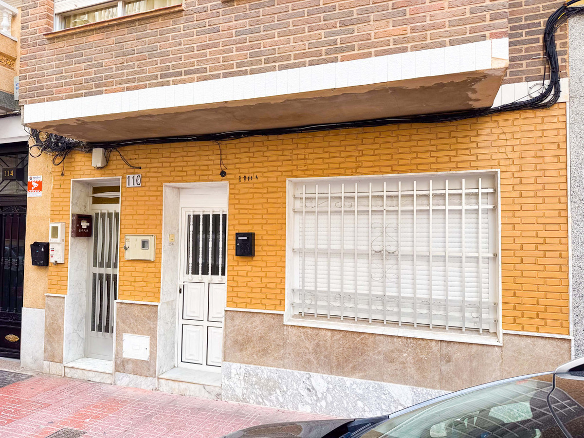 Se vende Apartamento Planta Baja de 3 dormitorios en Costa Blanca, Alicante, España