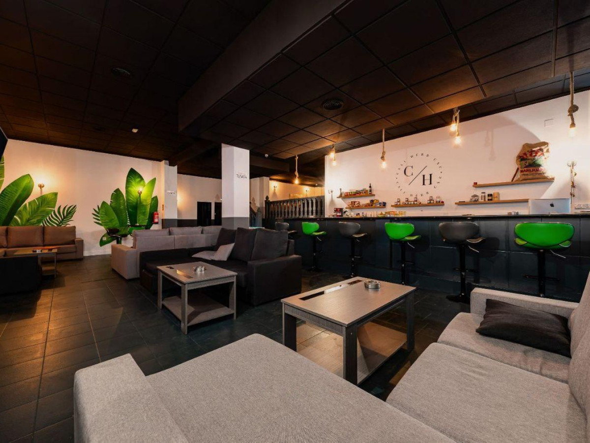 Commercial unit for sale in Torrevieja Costa Blanca, Alicante, Spain