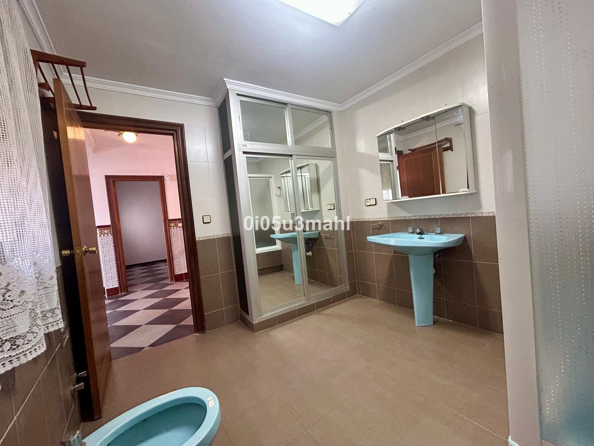 4 Bed Townhouse for sale in Málaga Costa Del Sol, Málaga, Spain