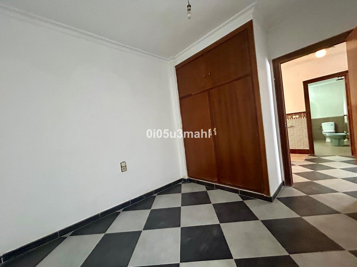 4 Bed Townhouse for sale in Málaga Costa Del Sol, Málaga, Spain