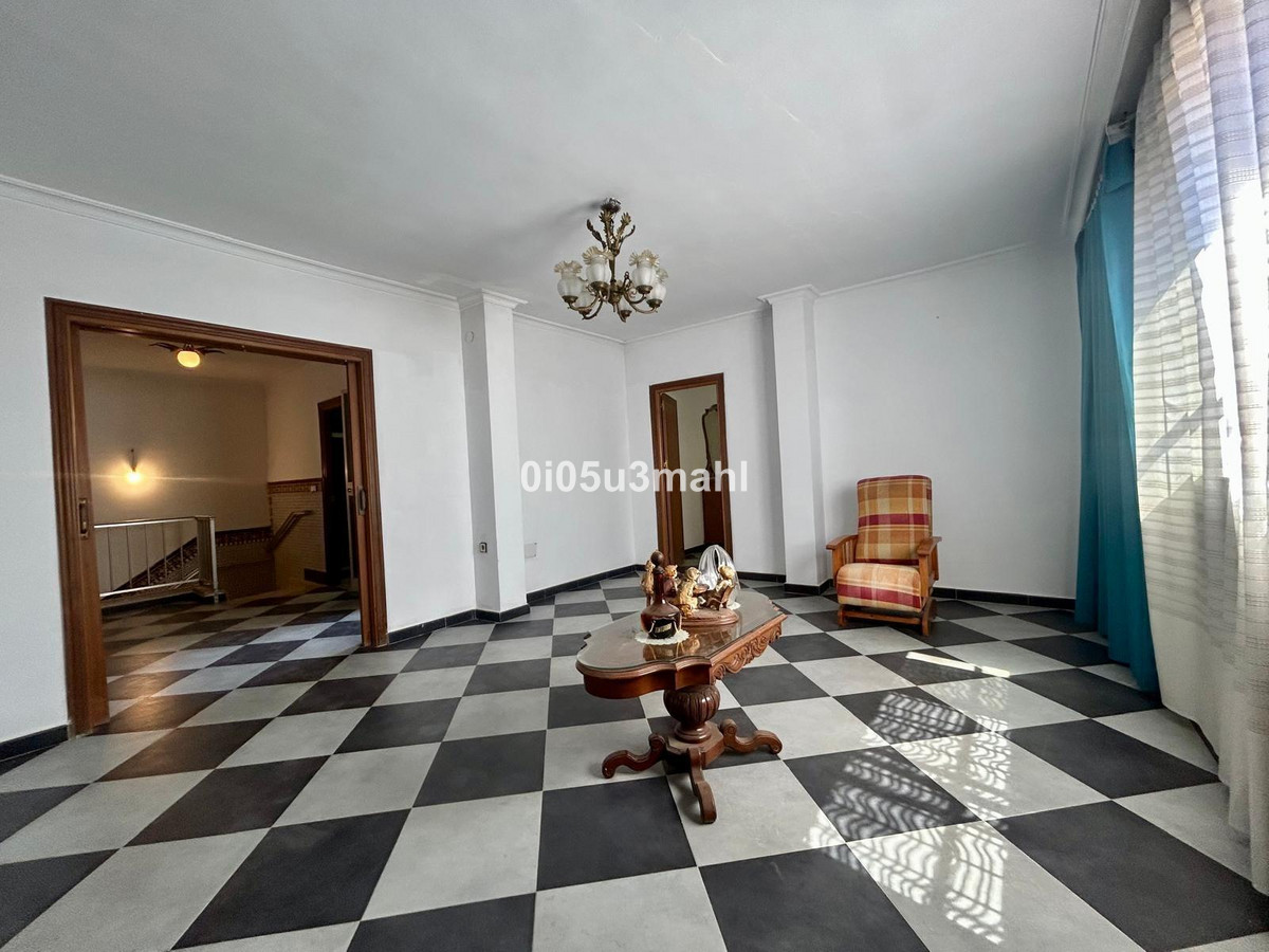 4 Bed Townhouse for sale in Málaga Costa Del Sol, Málaga, Spain