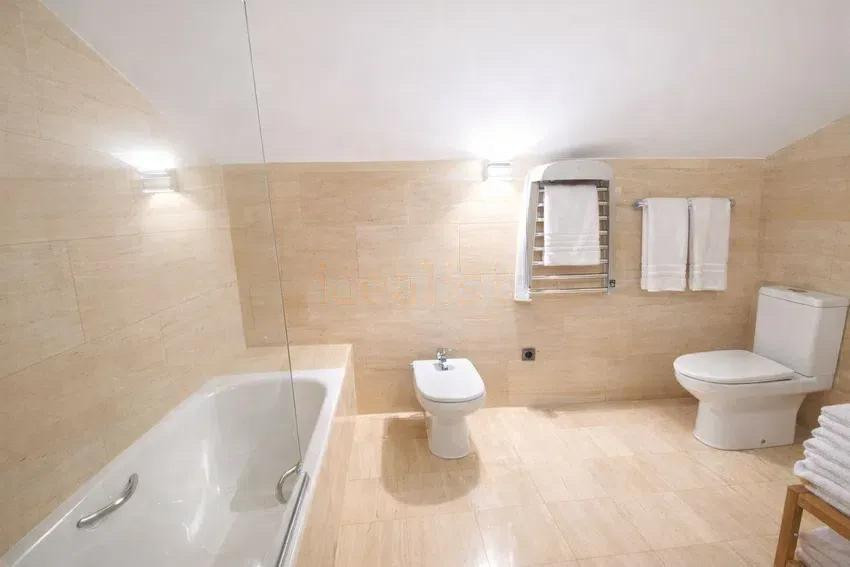 4 Bed Townhouse for sale in Málaga Costa Del Sol, Málaga, Spain