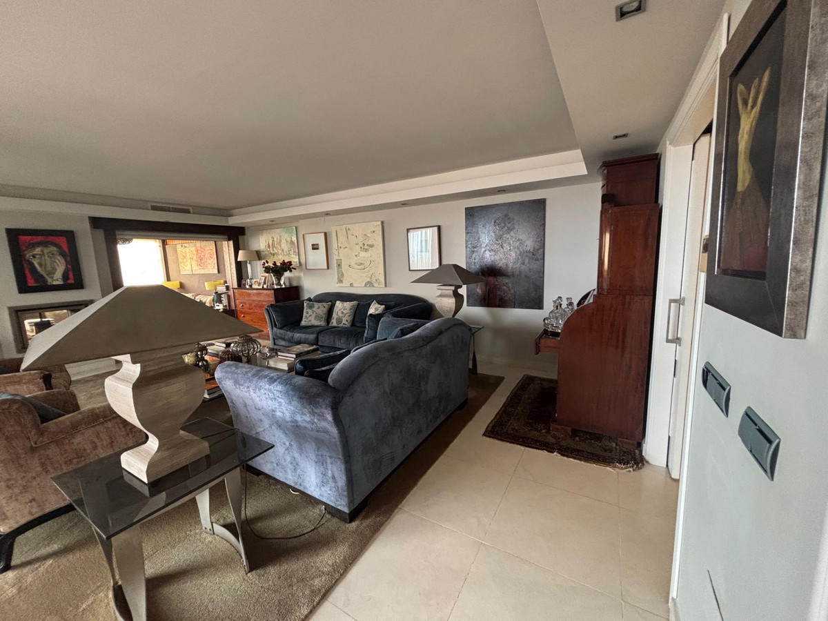 4 Bed Townhouse for sale in Málaga Costa Del Sol, Málaga, Spain