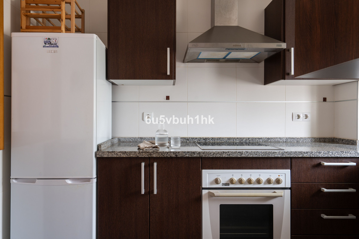 2 Bed Apartment for sale in Fuengirola Costa Del Sol, Málaga, Spain
