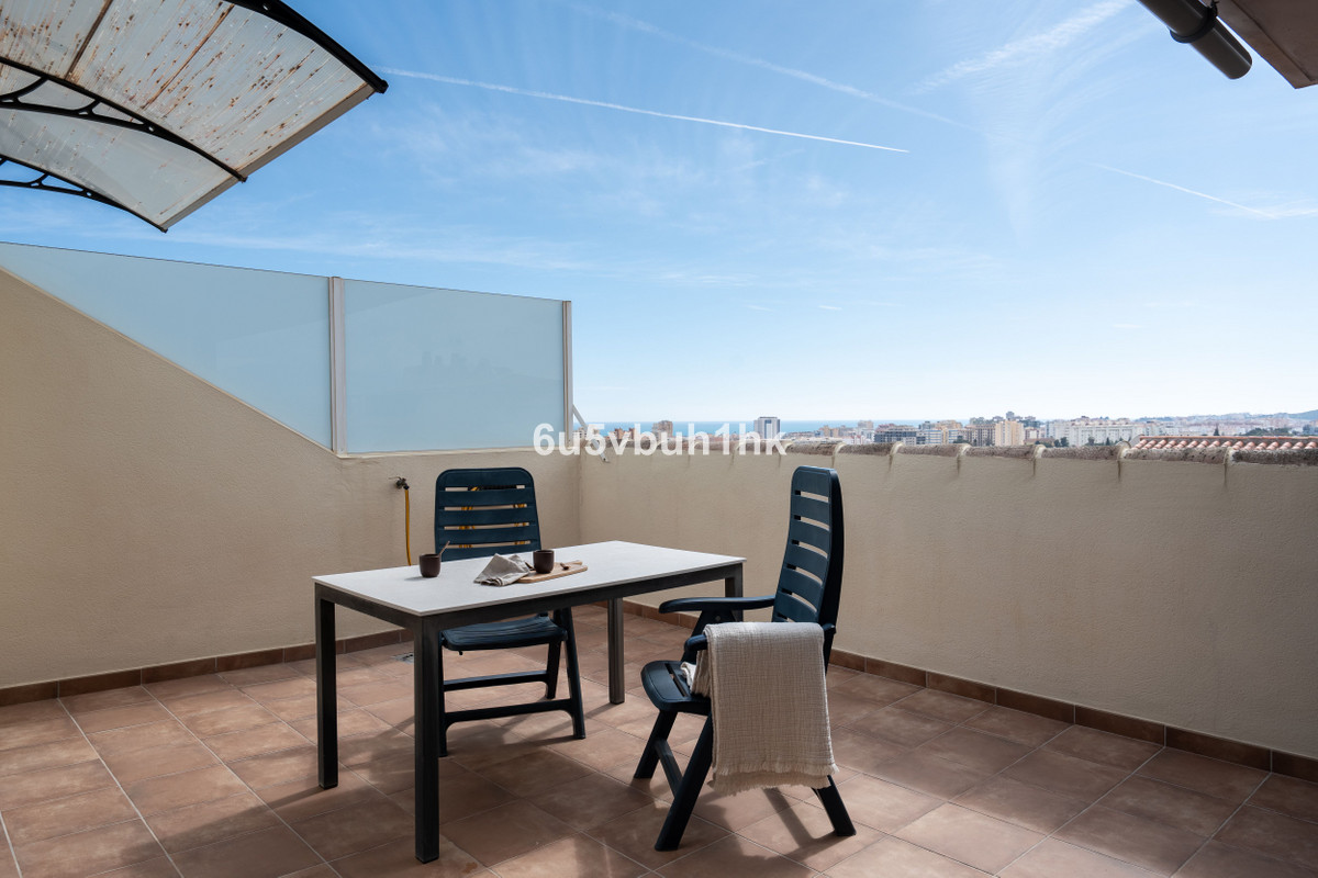 2 Bed Apartment for sale in Fuengirola Costa Del Sol, Málaga, Spain