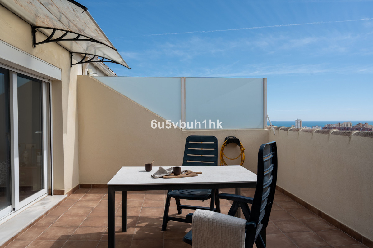 2 Bed Apartment for sale in Fuengirola Costa Del Sol, Málaga, Spain