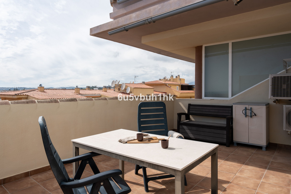 2 Bed Apartment for sale in Fuengirola Costa Del Sol, Málaga, Spain