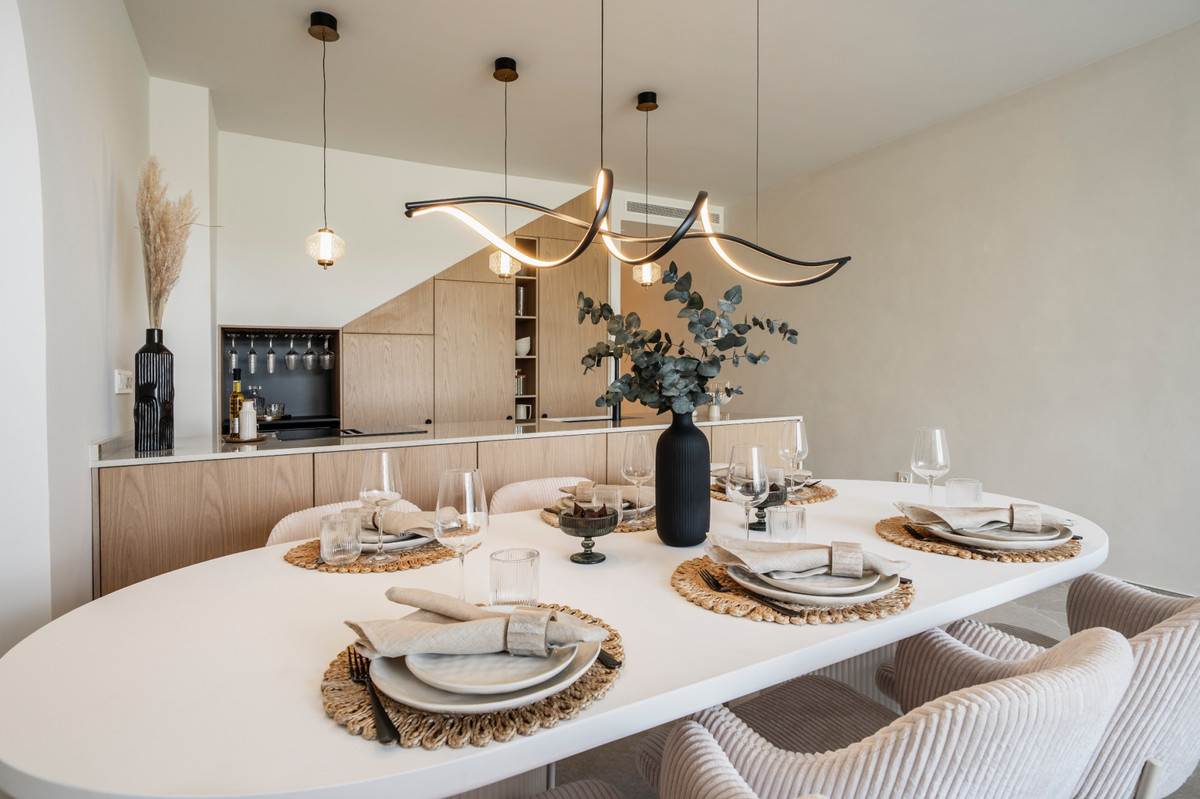 4 Bed Townhouse for sale in Nueva Andalucía Costa Del Sol, Málaga, Spain