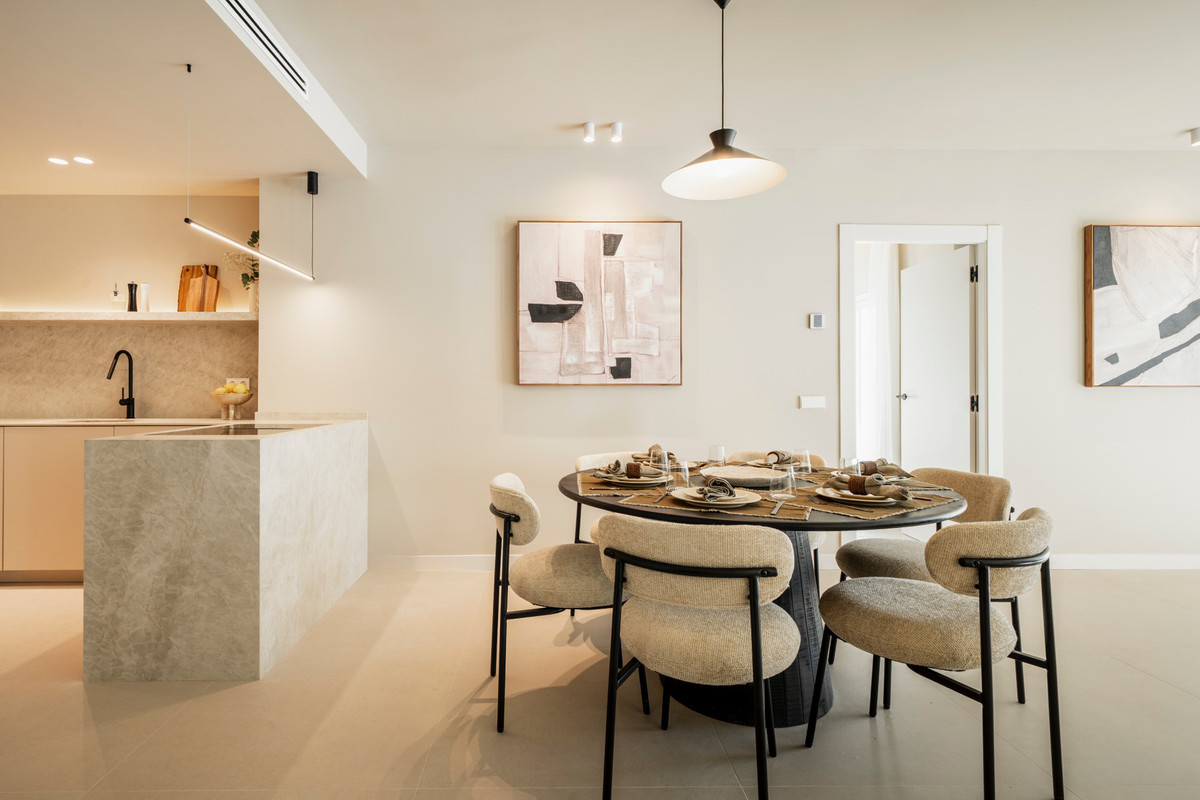 3 Bed Apartment for sale in La Quinta Costa Del Sol, Málaga, Spain