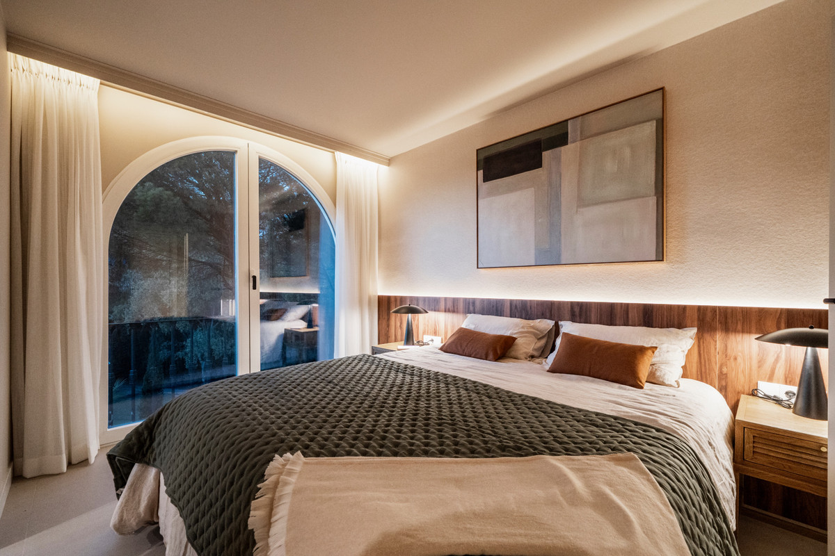 3 Bed Apartment for sale in La Quinta Costa Del Sol, Málaga, Spain