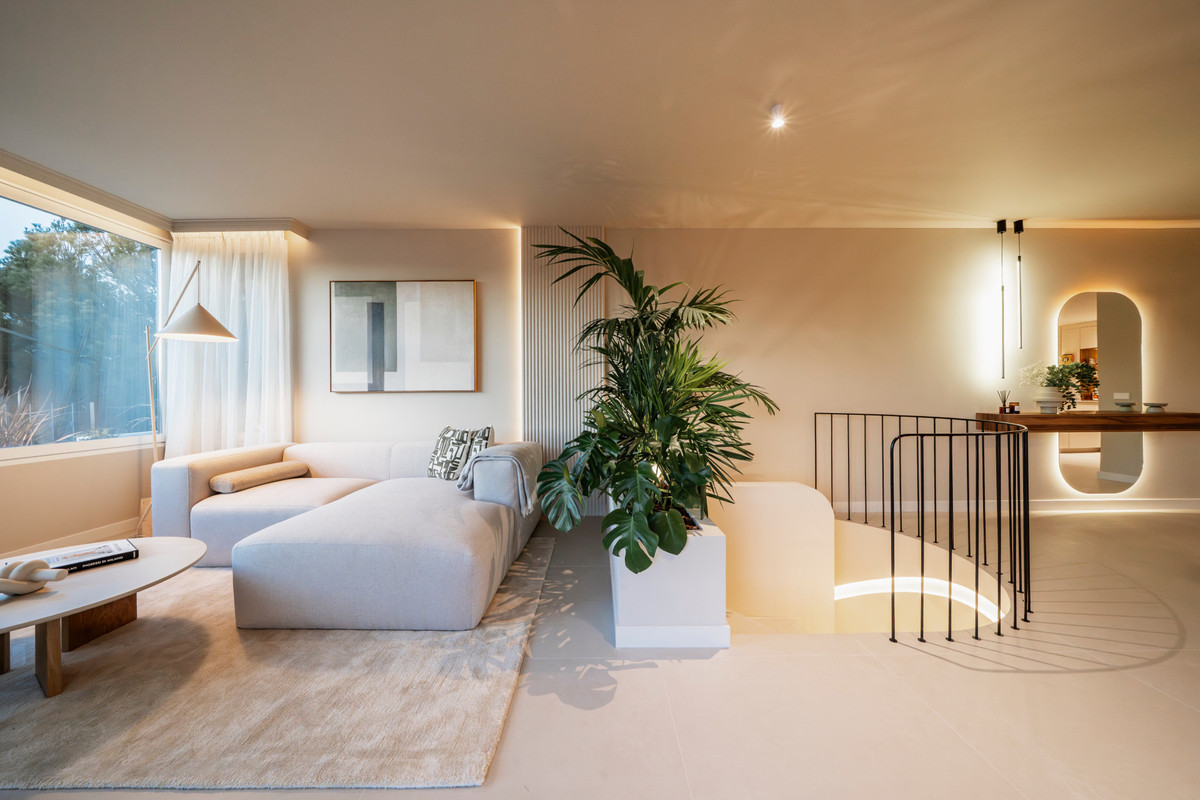 3 Bed Apartment for sale in La Quinta Costa Del Sol, Málaga, Spain